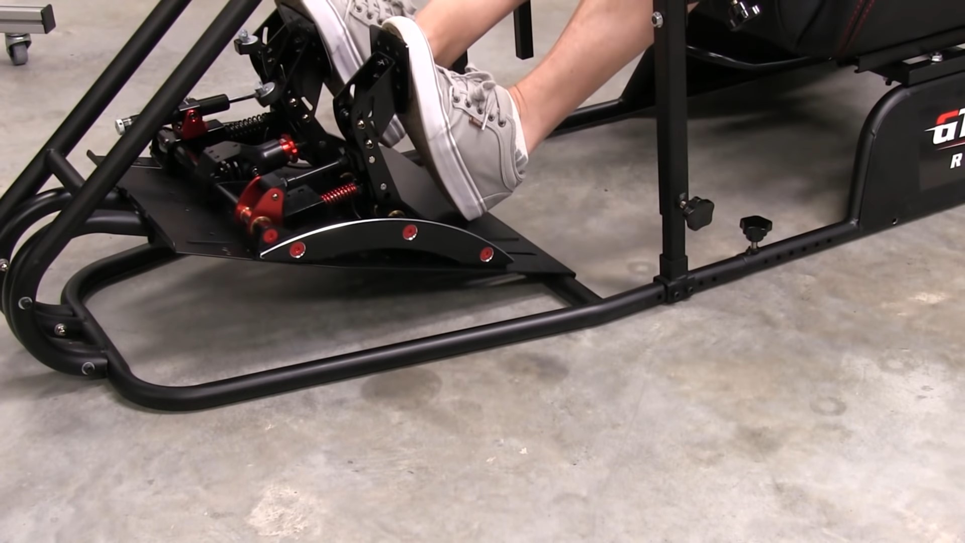 GT Omega Pro Cockpit